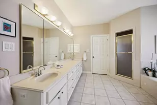 4413 Darsey St, Bellaire, TX 77401 - Photo 14