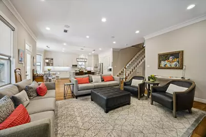 4413 Darsey Street, Bellaire, TX 77401 - Photo 6