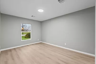 123 Lake Road, La Marque, TX 77568 - Photo 14