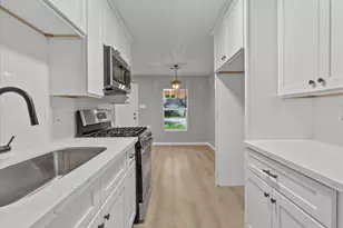 123 Lake Rd, La Marque, TX 77568 - Photo 12