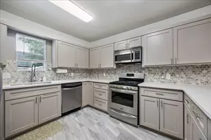 518 W 14th Street W, Houston, TX 77008 - Photo 8