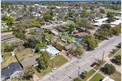 234 E Obryant Street, Bellville, TX 77418 - Photo 40