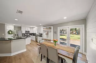 234 E Obryant St, Bellville, TX 77418 - Photo 34