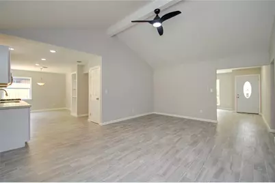 7902 La Roche Lane, Houston, TX 77036 - Photo 4