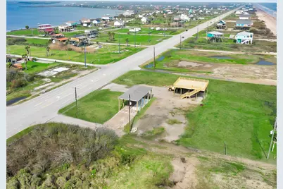 992 S Mae Street, Gilchrist, TX 77617 - Photo 6