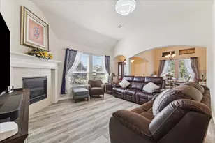 8302 Bay Oaks Dr, Baytown, TX 77523 - Photo 6