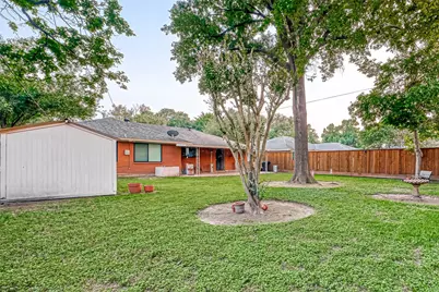 6414 Pineshade Lane, Houston, TX 77008 - Photo 22