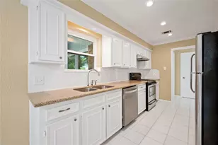 5050 Spring Forest Dr, Houston, TX 77091 - Photo 8