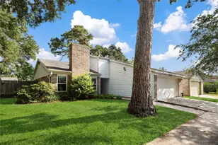 5050 Spring Forest Dr, Houston, TX 77091 - Photo 2