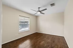 1919 Bailey St, Houston, TX 77006 - Photo 14