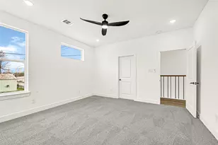 9334 Waller St, Houston, TX 77012 - Photo 18