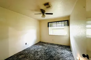 16807 Blackhawk Blvd, Friendswood, TX 77546 - Photo 10