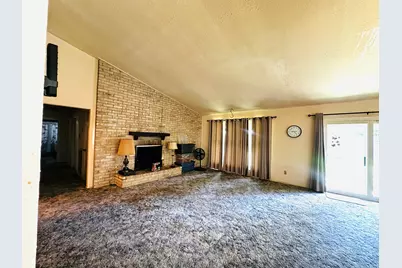16807 Blackhawk Boulevard, Friendswood, TX 77546 - Photo 4