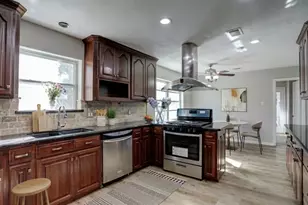 4230 Annawood Cir, Spring, TX 77388 - Photo 6