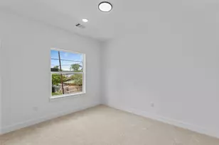 6186 Eastland St, Houston, TX 77028 - Photo 18