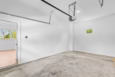 6186 Eastland Street #A, Houston, TX 77028 - Photo 32