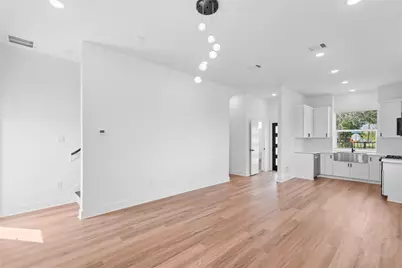 6186 Eastland Street #A, Houston, TX 77028 - Photo 10