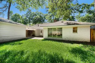 2078 Shadow Rock Dr, Houston, TX 77339 - Photo 14