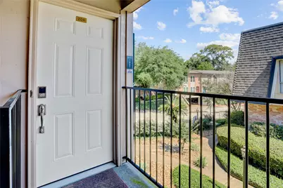 1807 Stoney Brook Drive #204, Houston, TX 77063 - Photo 4