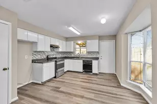 4627 Hickorygate Dr, Spring, TX 77373 - Photo 2