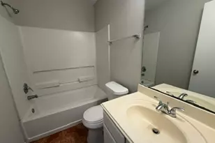4211 Buras Pass Ln, Houston, TX 77045 - Photo 14