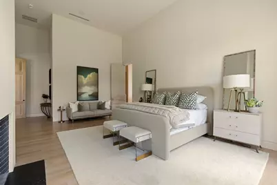 5641 Holly Springs Drive, Houston, TX 77056 - Photo 16