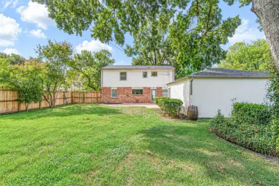 10610 Overbrook Lane, Houston, TX 77042 - Photo 36