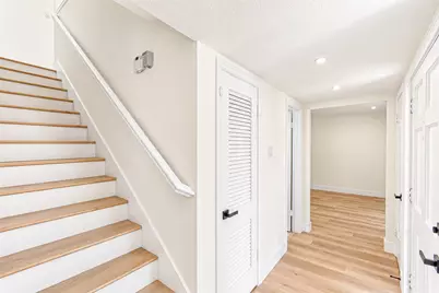 10610 Overbrook Lane, Houston, TX 77042 - Photo 20