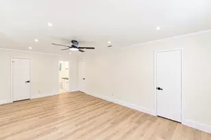 10610 Overbrook Ln, Houston, TX 77042 - Photo 28