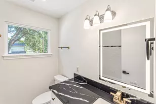 10610 Overbrook Ln, Houston, TX 77042 - Photo 30