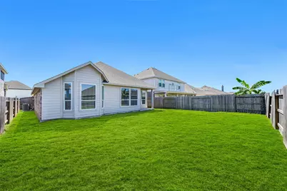 2413 Village Azalea Drive, Texas City, TX 77568 - Photo 32