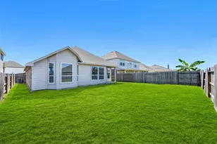 2413 Village Azalea Dr, Texas City, TX 77568 - Photo 32