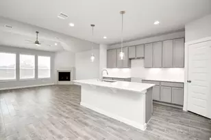 11106 Crocus Dr, Houston, TX 77044 - Photo 10