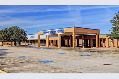 610 Lost Creek Drive, Baytown, TX 77523 - Photo 40