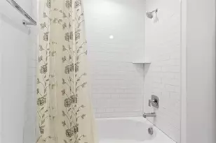 610 Lost Crk Dr, Baytown, TX 77523 - Photo 10