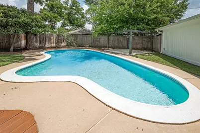 14127 Britoak Lane, Houston, TX 77079 - Photo 32