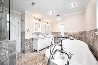 14127 Britoak Lane, Houston, TX 77079 - Photo 18