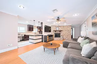 14127 Britoak Ln, Houston, TX 77079 - Photo 2