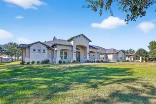 7313 Falcon Dr, Brookshire, TX 77423 - Photo 2