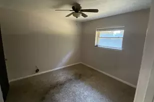 718 Westbury St, West Orange, TX 77630 - Photo 6