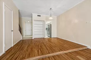 1035 Fountain View Dr, Houston, TX 77057 - Photo 8