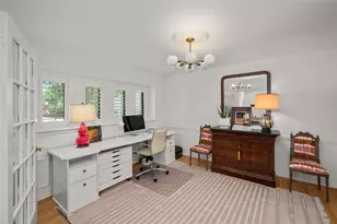 7815 Fairdale Ln, Houston, TX 77063 - Photo 10