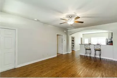 58 Woodland Hills Drive #B, Conroe, TX 77303 - Photo 4