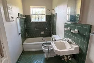 5310 Westover St, Houston, TX 77033 - Photo 16