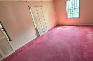 5310 Westover St, Houston, TX 77033 - Photo 12