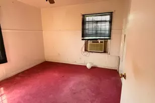 5310 Westover St, Houston, TX 77033 - Photo 14