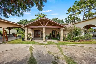 2127 Maurine St, Houston, TX 77039 - Photo 2