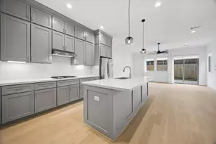 508 Welch St, Houston, TX 77006 - Photo 8