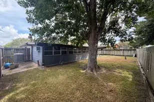 757 Sugar Hill Dr, La Porte, TX 77571 - Photo 22