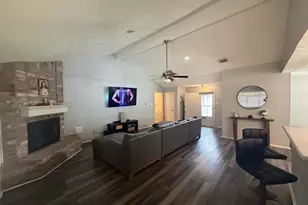 757 Sugar Hill Dr, La Porte, TX 77571 - Photo 6